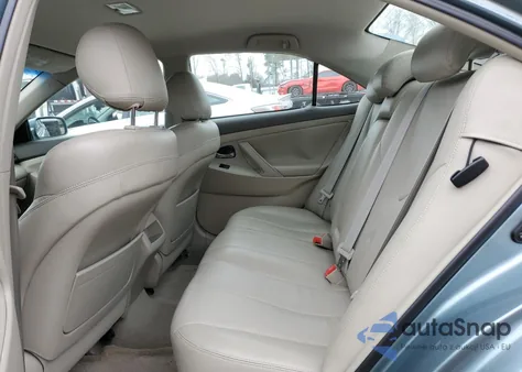 2009 Toyota Camry Base z USA, uszkodzony, nr VIN 4T1BE46K09U827203